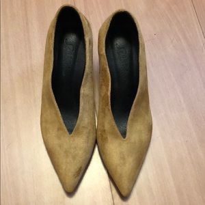 Tan suede kitten heel pumps (size 4.5) brand new